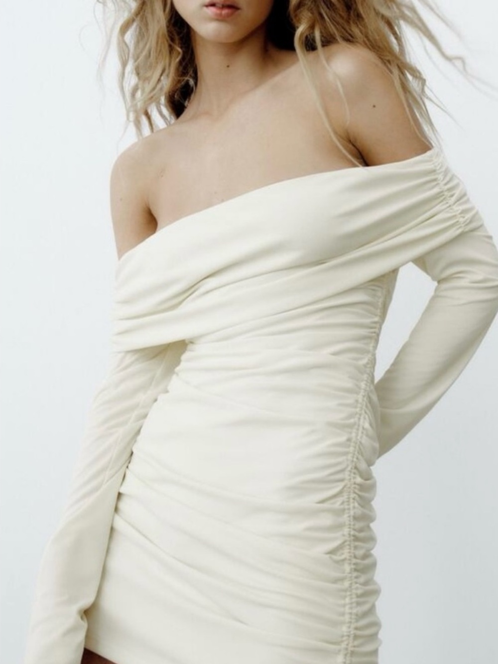 Zara 🔥 Cream One-Shoulder Ruched Mini Dress